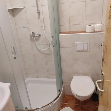 Ljubica Apartments And Rooms Guest house 3*