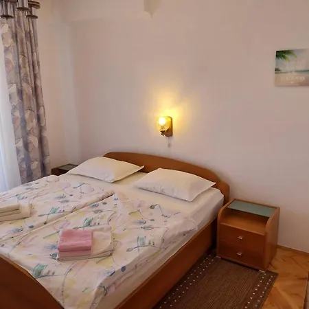 Ljubica Apartments And Rooms Supetarska Draga