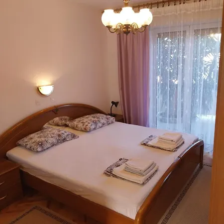 Ljubica Apartments And Rooms Guest house 3*