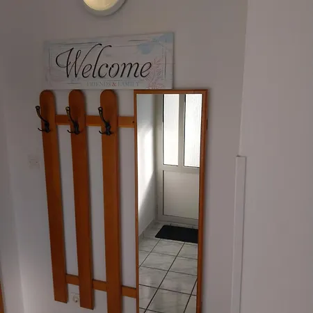 Ljubica Apartments And Rooms Guest house 3*