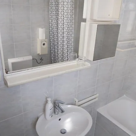 Ljubica Apartments And Rooms Guest house 3*