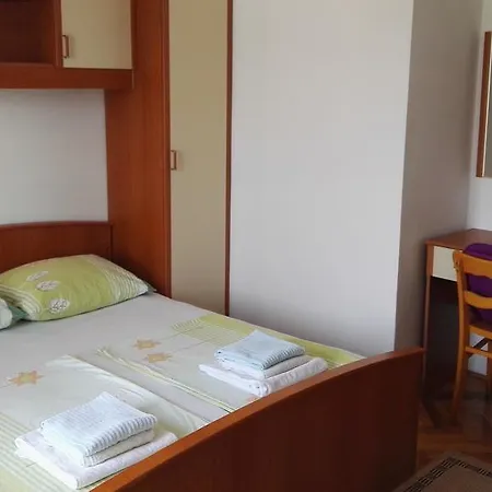 Ljubica Apartments And Rooms Supetarska Draga